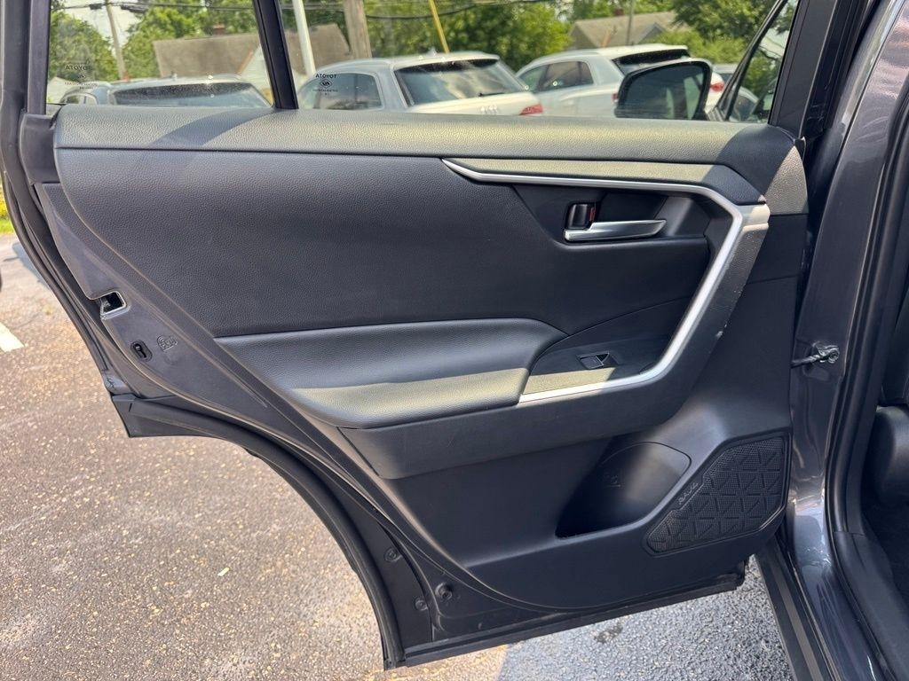 Toyota RAV4 XLE AWD 2024