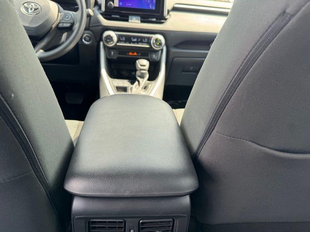 Toyota RAV4 XLE AWD 2024