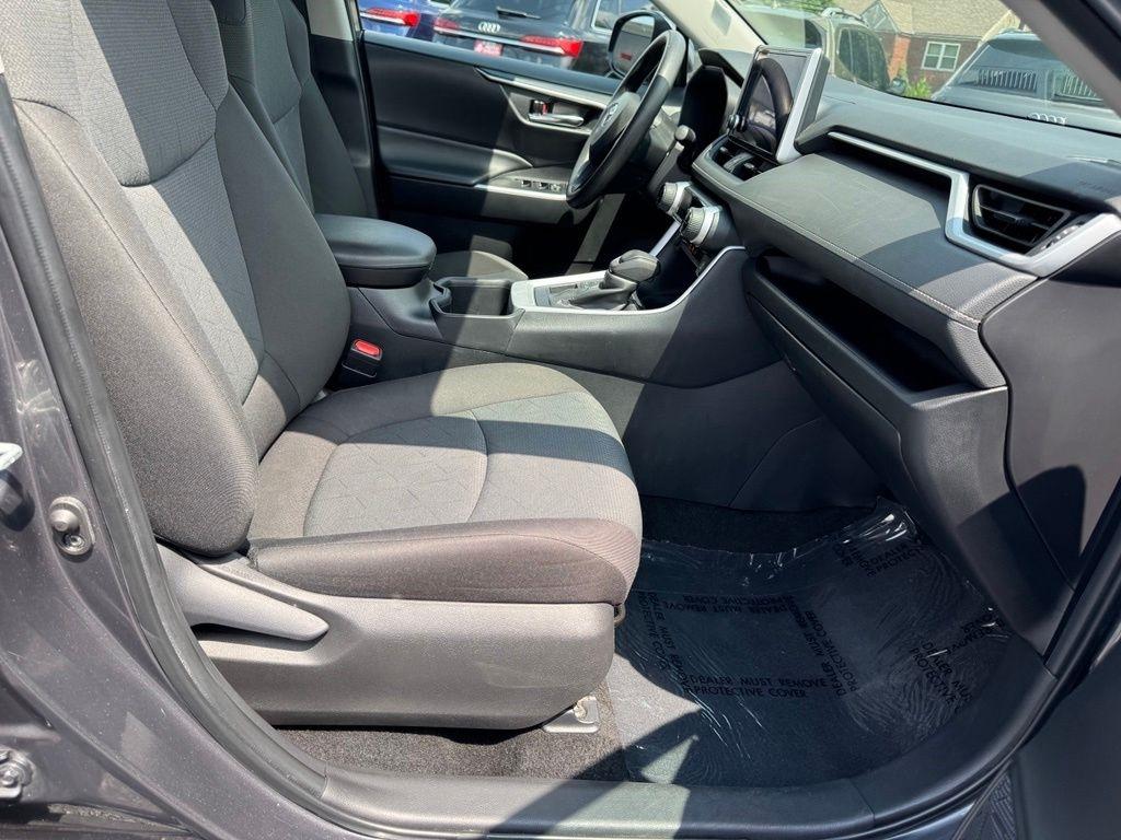 Toyota RAV4 XLE AWD 2024