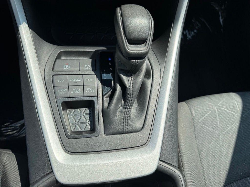 Toyota RAV4 XLE AWD 2024
