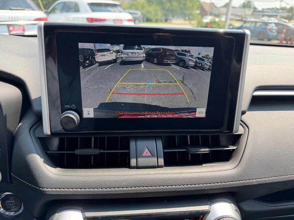 Toyota RAV4 XLE AWD 2024