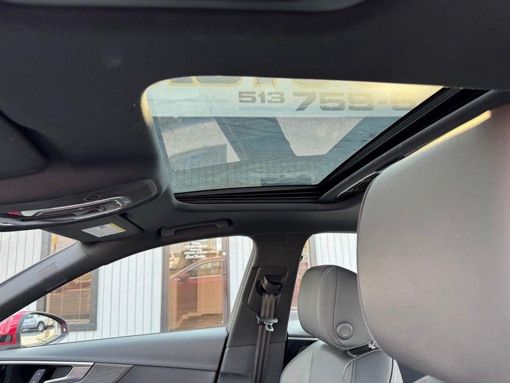 Audi A4 Prestige 40 TFSI quattro 2024