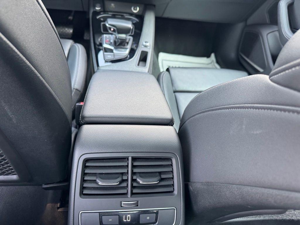 Audi A4 Prestige 40 TFSI quattro 2024