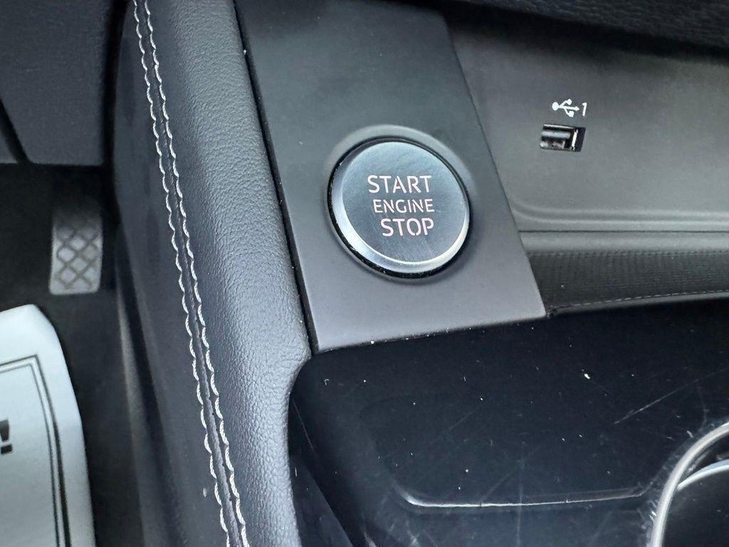 Audi A4 Prestige 40 TFSI quattro 2024