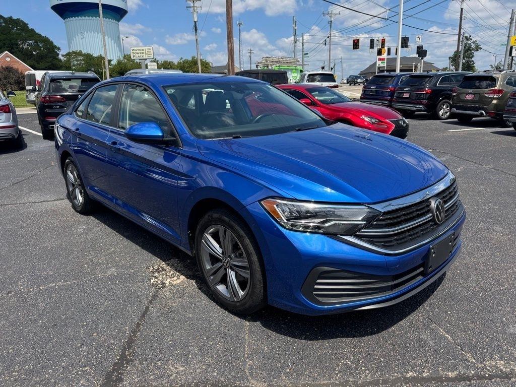 Volkswagen Jetta SE 2024