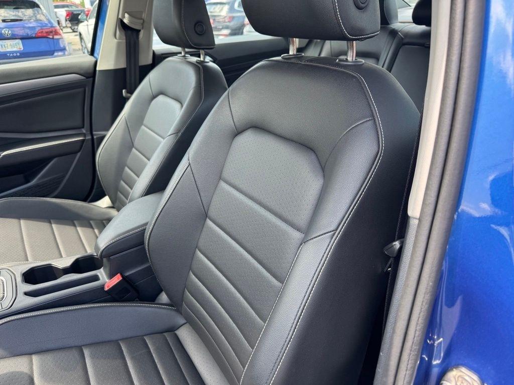 Volkswagen Jetta SE 2024