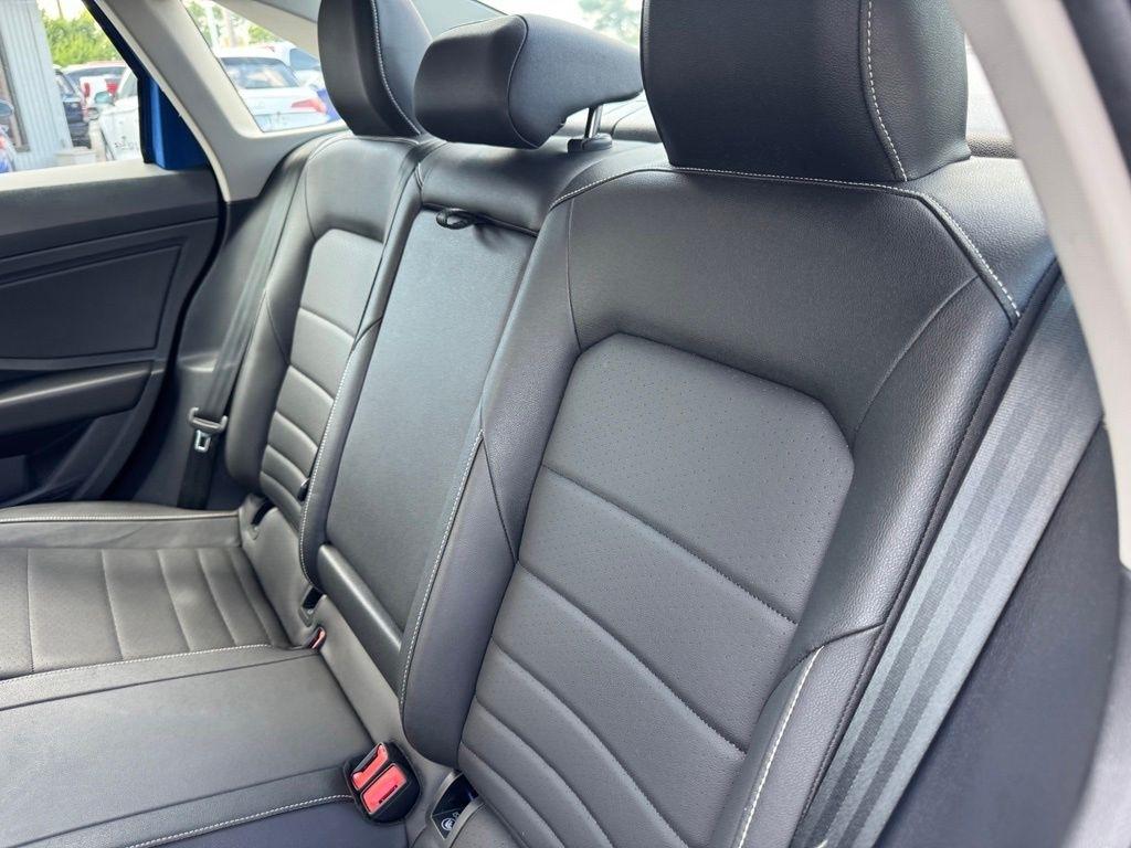 Volkswagen Jetta SE 2024