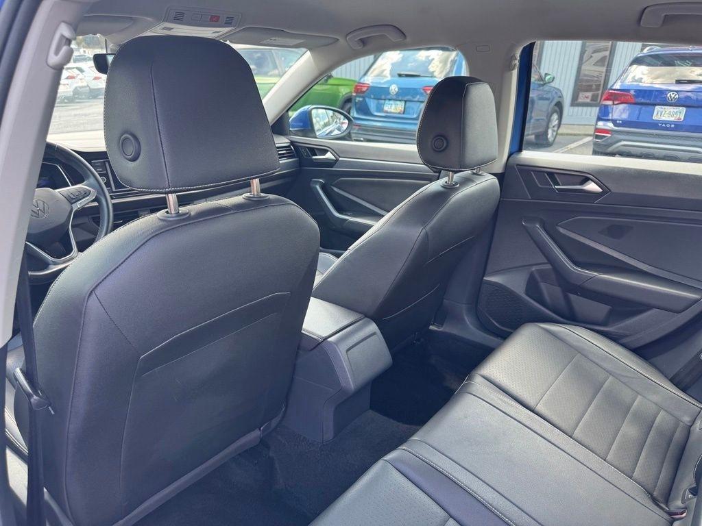 Volkswagen Jetta SE 2024