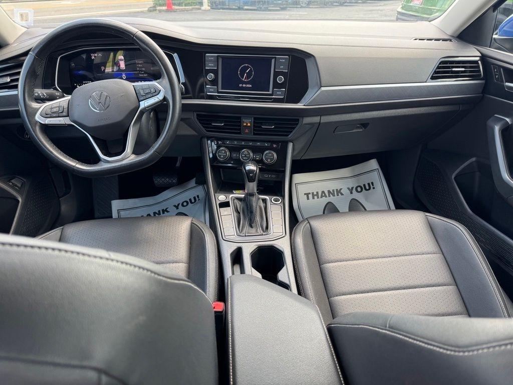 Volkswagen Jetta SE 2024