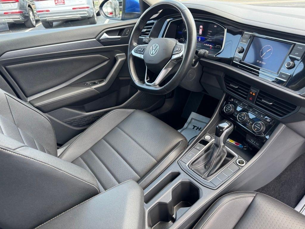 Volkswagen Jetta SE 2024