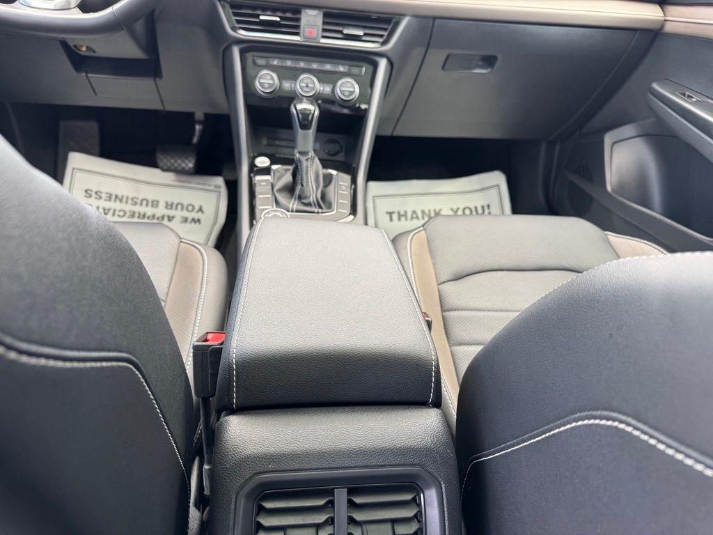 Volkswagen Taos SEL 4MOTION 2023