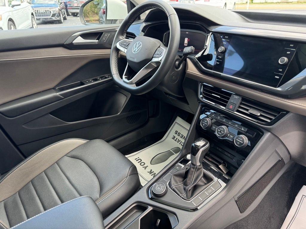 Volkswagen Taos SEL 4MOTION 2023