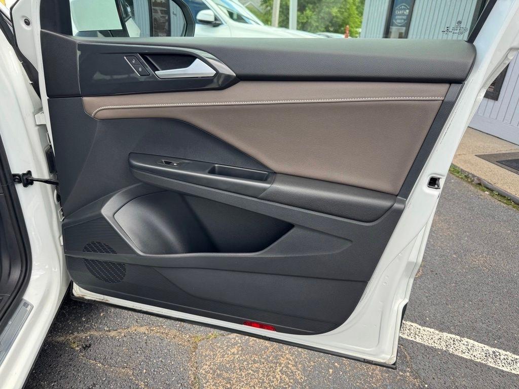 Volkswagen Taos SEL 4MOTION 2023
