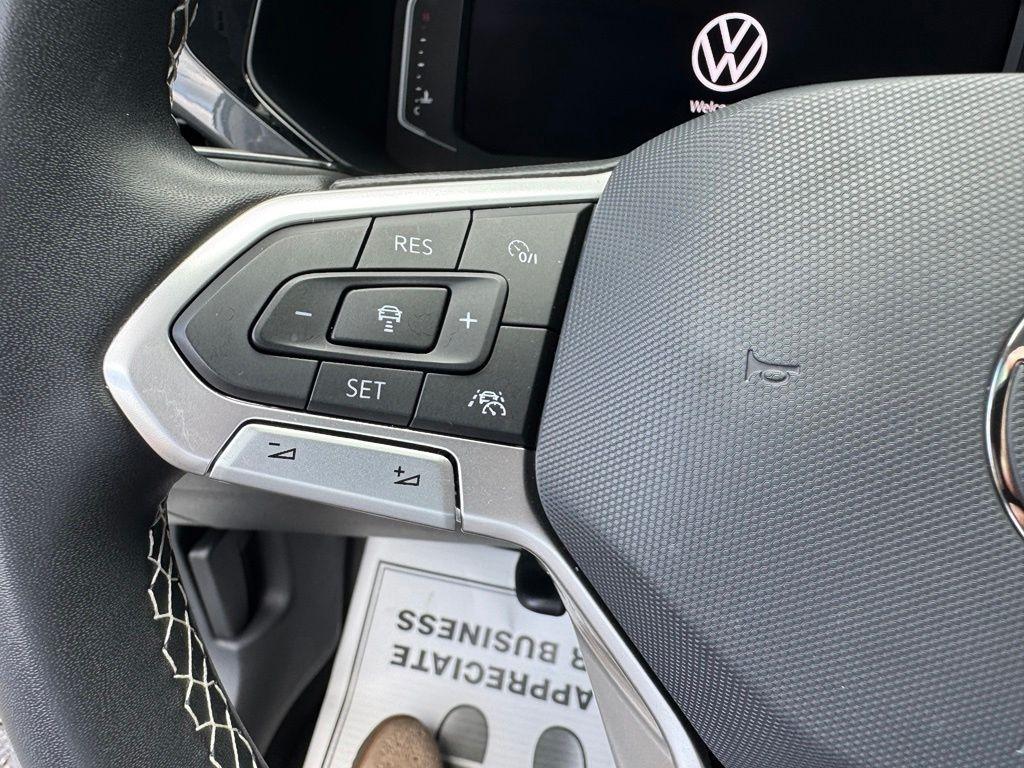 Volkswagen Taos SEL 4MOTION 2023