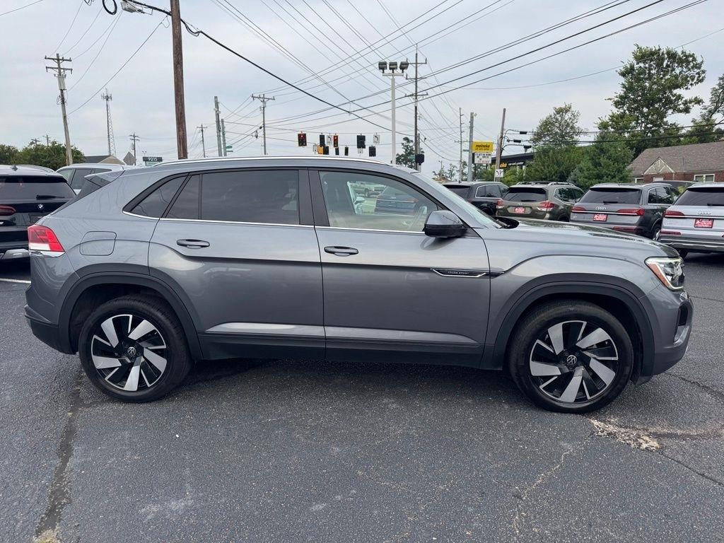 Volkswagen Atlas Cross Sport SE w/Technology AWD 2024