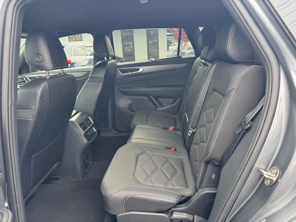Volkswagen Atlas Cross Sport SE w/Technology AWD 2024