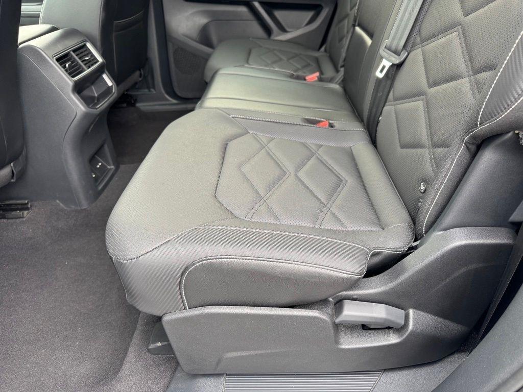 Volkswagen Atlas Cross Sport SE w/Technology AWD 2024