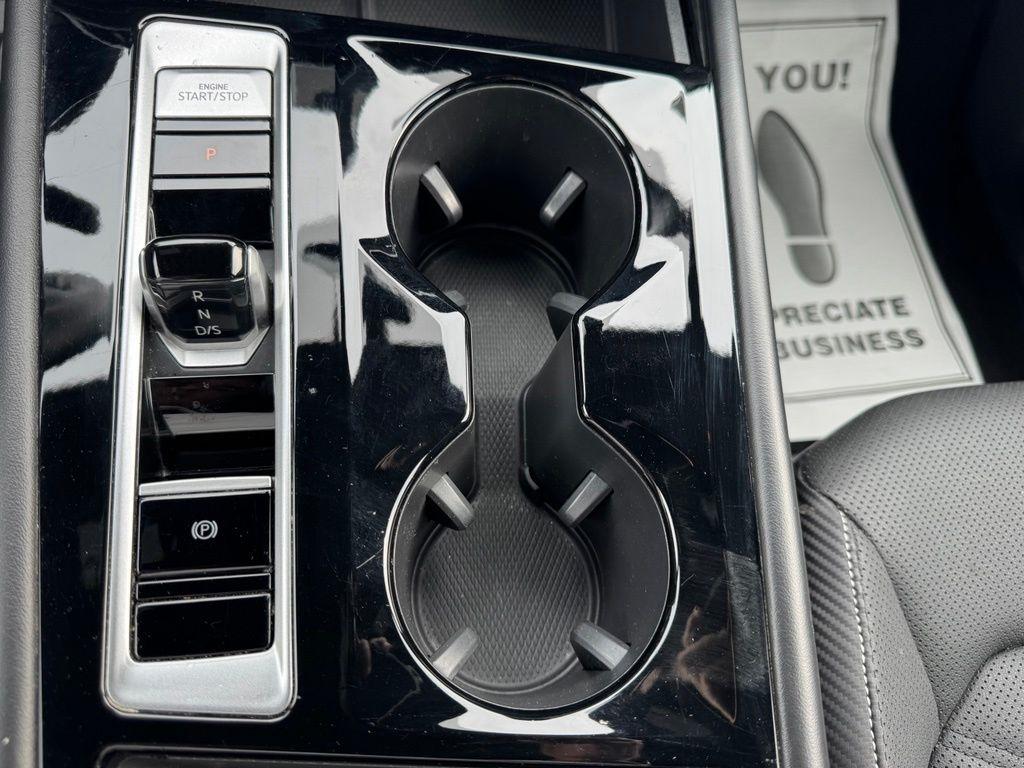 Volkswagen Atlas Cross Sport SE w/Technology AWD 2024