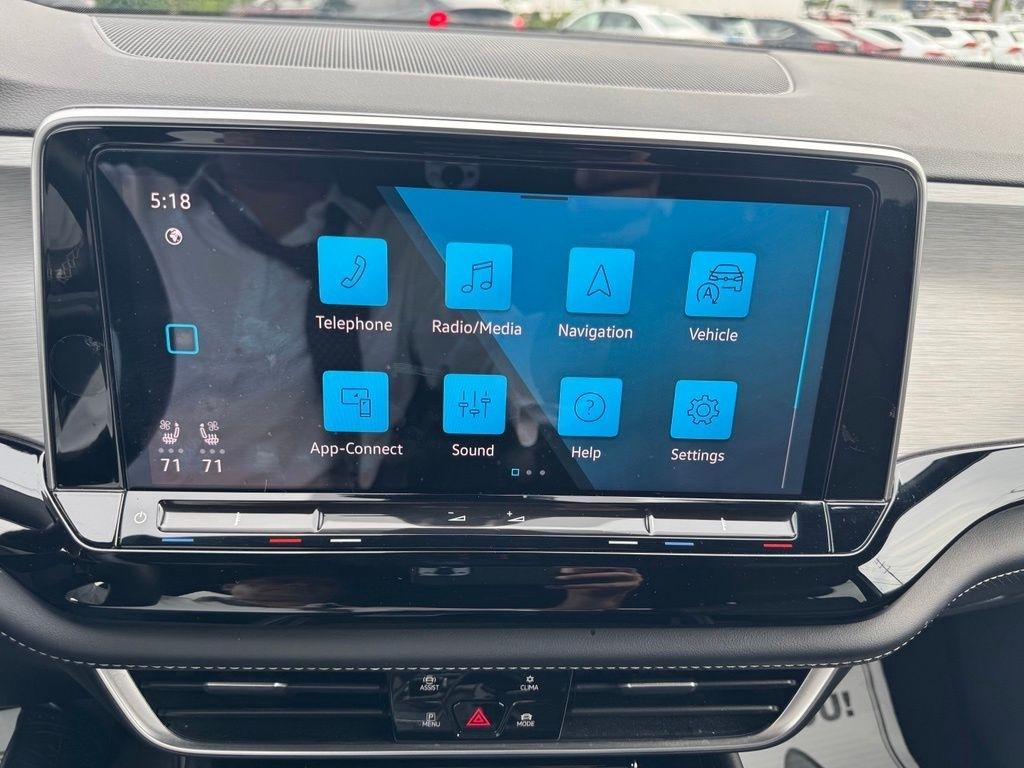 Volkswagen Atlas Cross Sport SE w/Technology AWD 2024