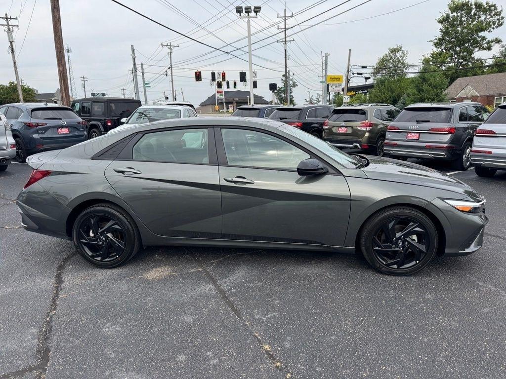 Hyundai Elantra SEL Sport 2026