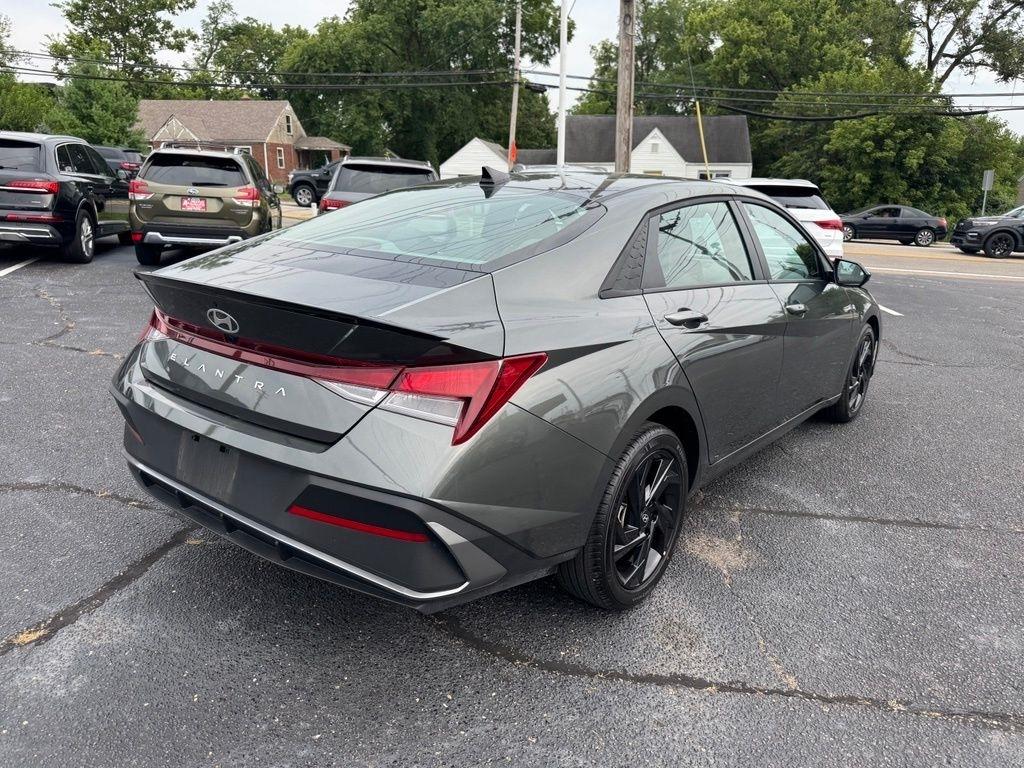 Hyundai Elantra SEL Sport 2026