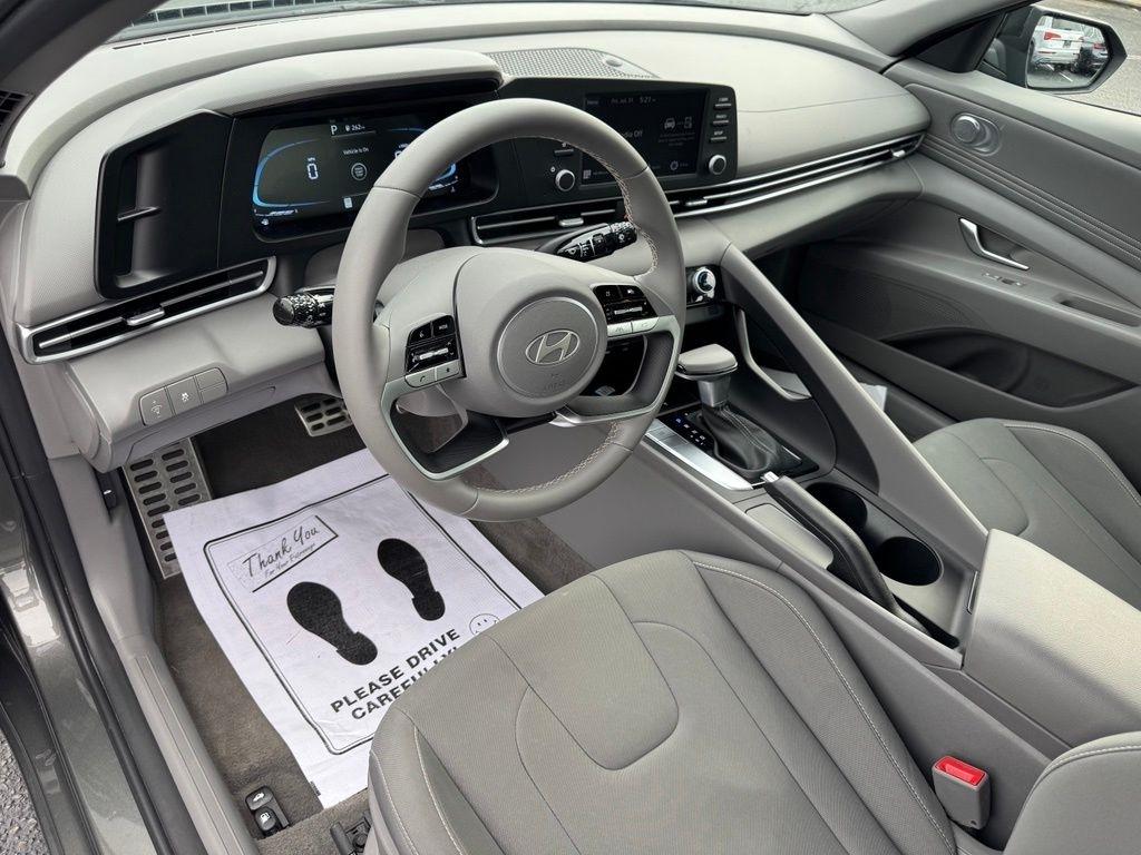 Hyundai Elantra SEL Sport 2026