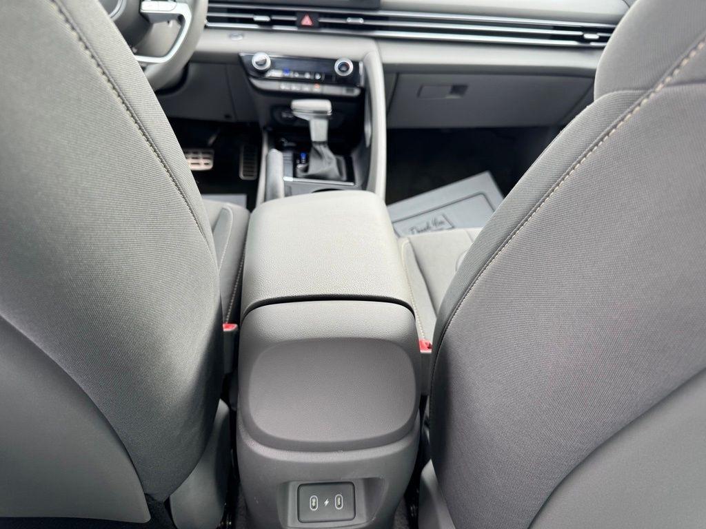 Hyundai Elantra SEL Sport 2026