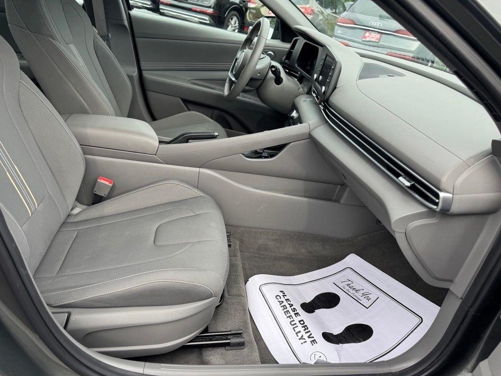 Hyundai Elantra SEL Sport 2026