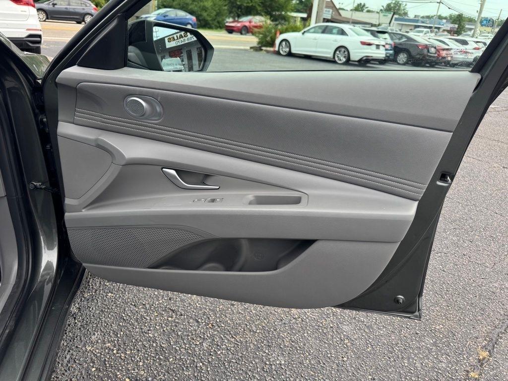 Hyundai Elantra SEL Sport 2026