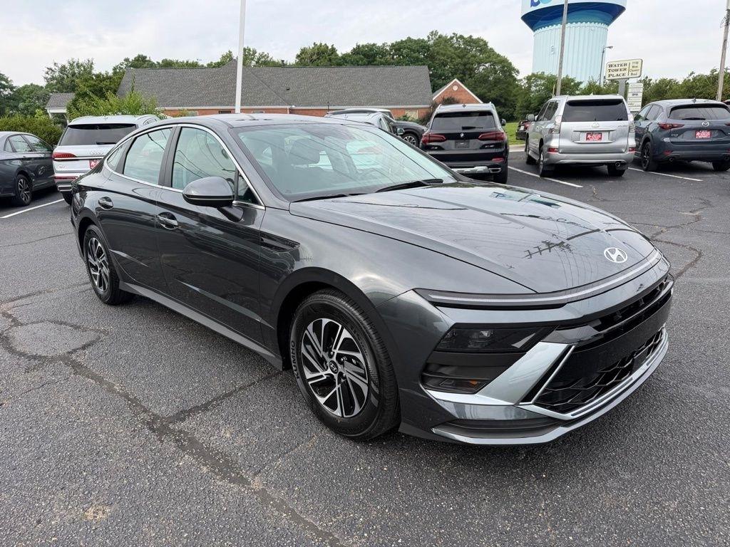 Hyundai Sonata Hybrid Blue 2025
