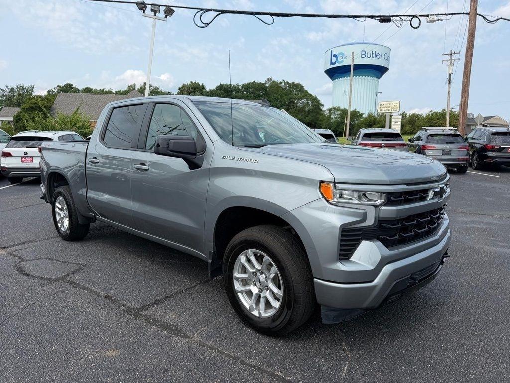 Chevrolet Silverado 1500 RST Crew Cab 4WD 2026