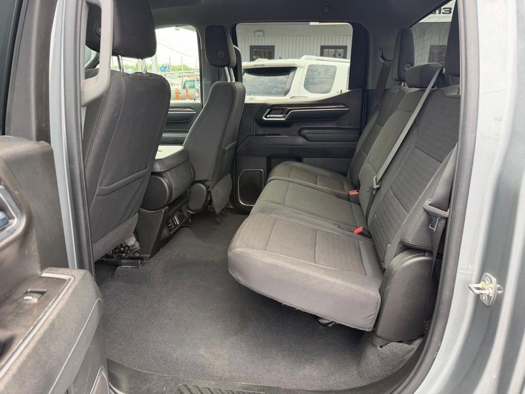 Chevrolet Silverado 1500 RST Crew Cab 4WD 2026