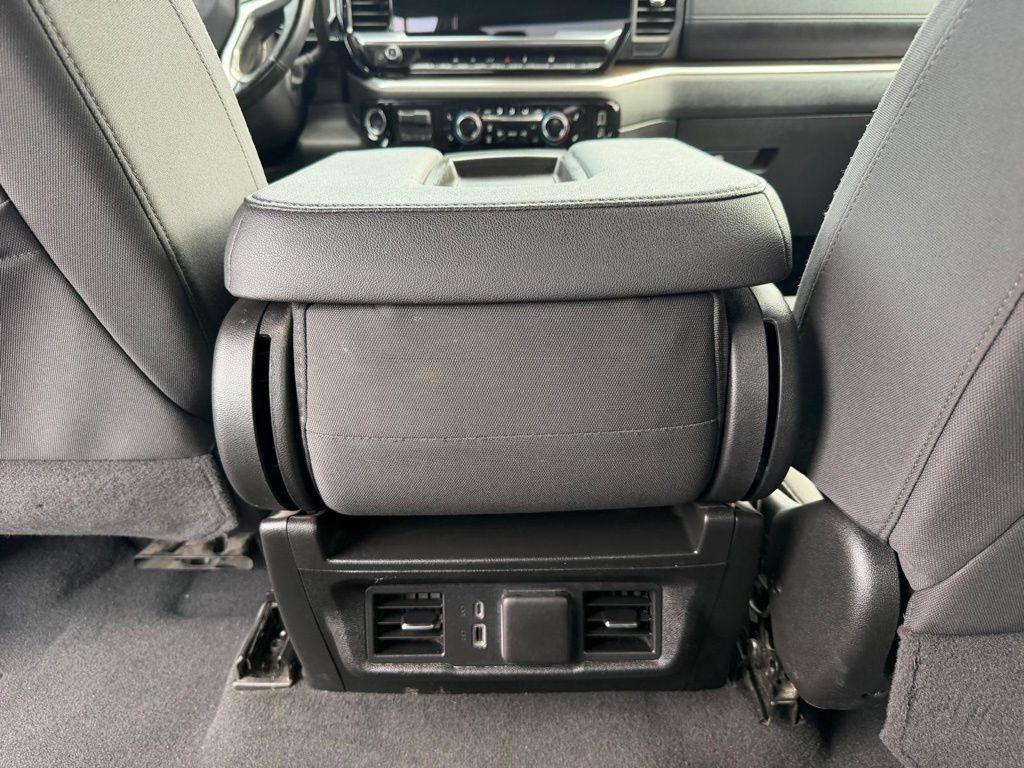 Chevrolet Silverado 1500 RST Crew Cab 4WD 2026