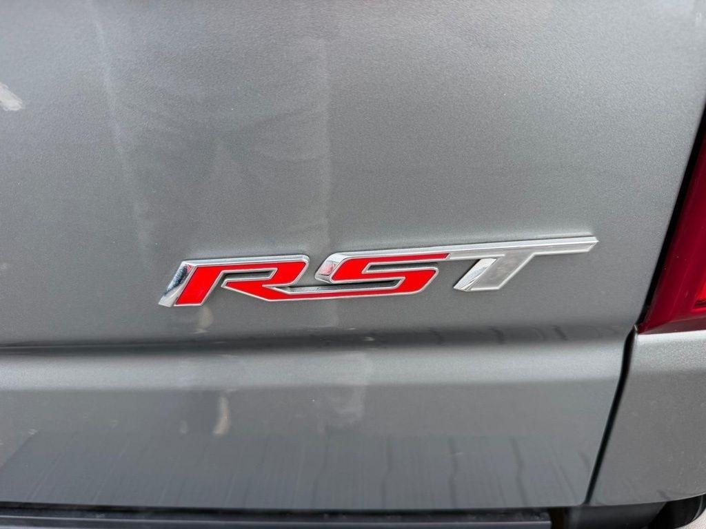 Chevrolet Silverado 1500 RST Crew Cab 4WD 2026