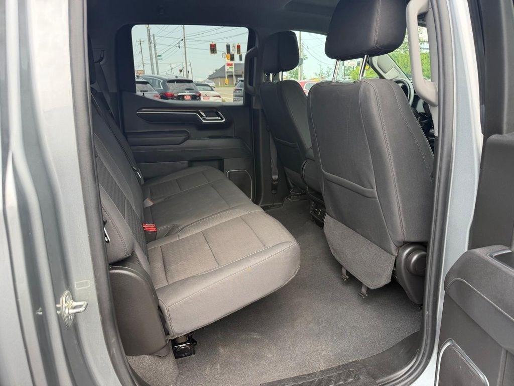 Chevrolet Silverado 1500 RST Crew Cab 4WD 2026