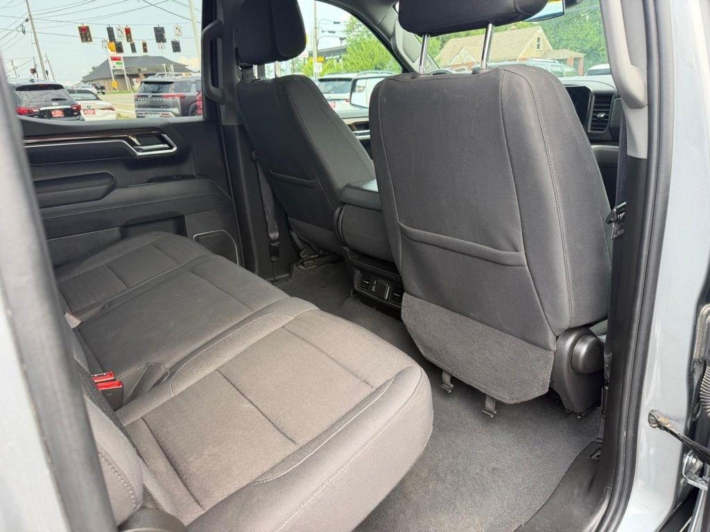 Chevrolet Silverado 1500 RST Crew Cab 4WD 2026