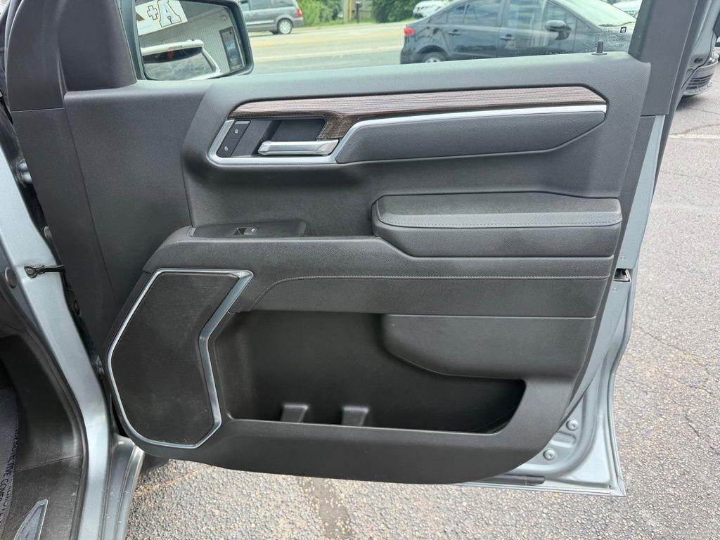 Chevrolet Silverado 1500 RST Crew Cab 4WD 2026