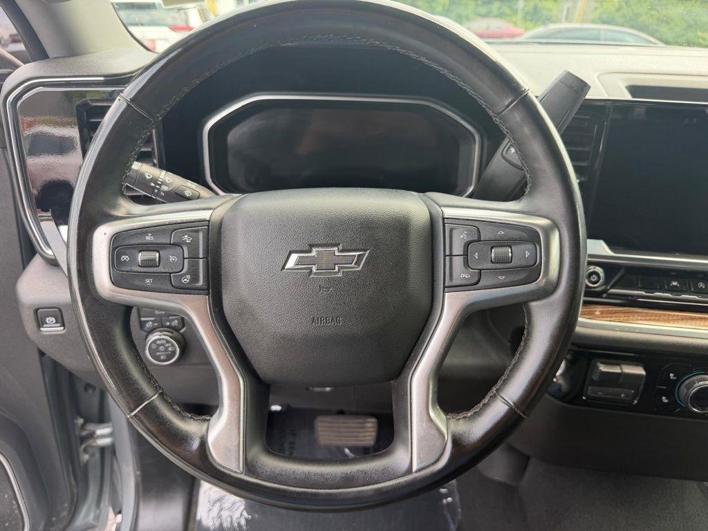 Chevrolet Silverado 1500 RST Crew Cab 4WD 2026