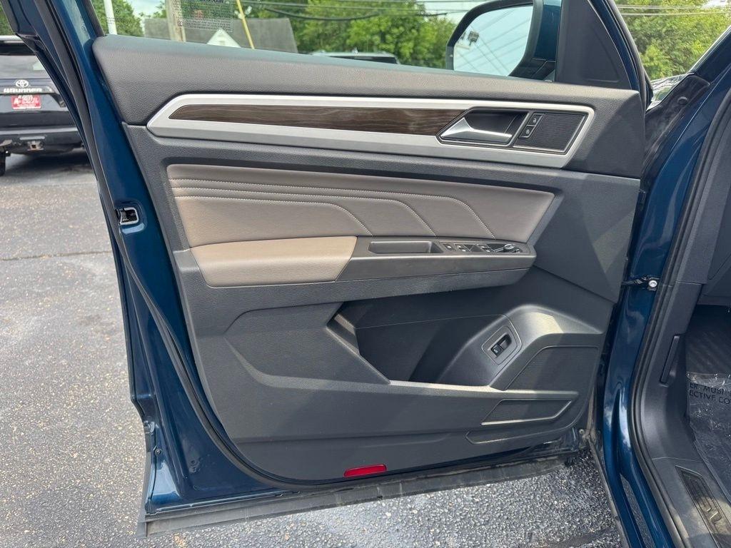 Volkswagen Atlas V6 SE w/Technology 4MOTION 2022