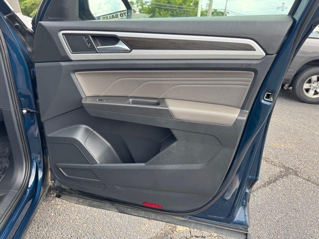 Volkswagen Atlas V6 SE w/Technology 4MOTION 2022