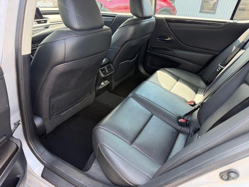 Lexus ES 350 Luxury 2019