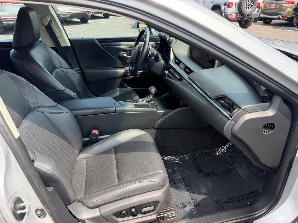 Lexus ES 350 Luxury 2019