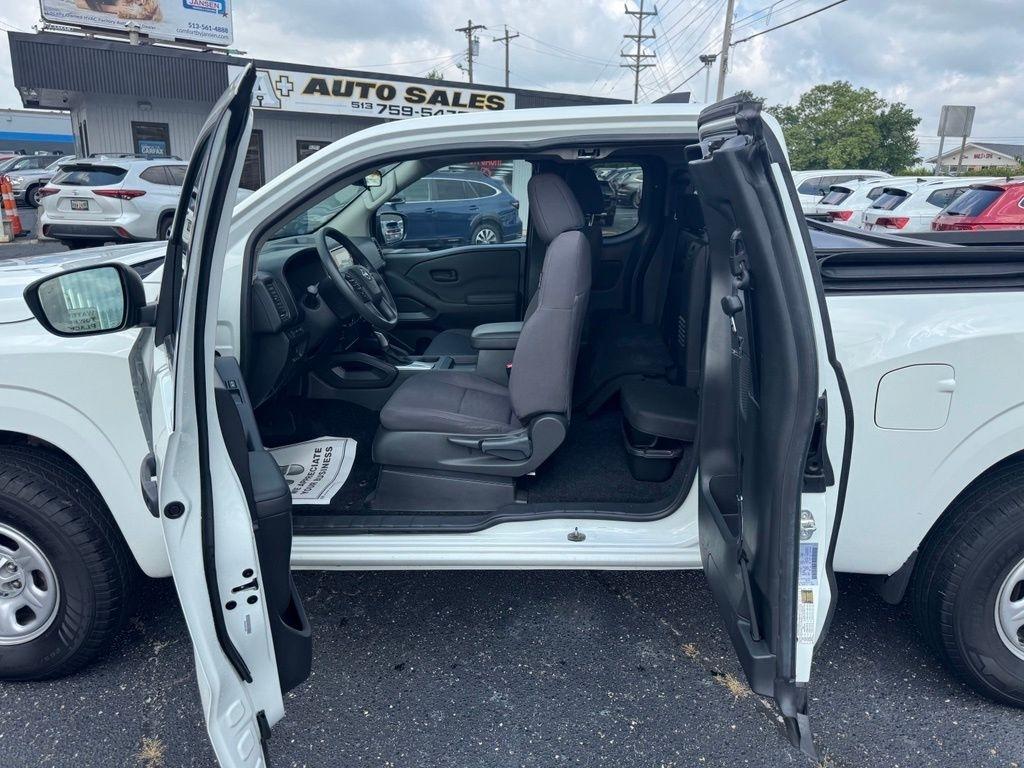 Nissan Frontier S King Cab 4WD 2024