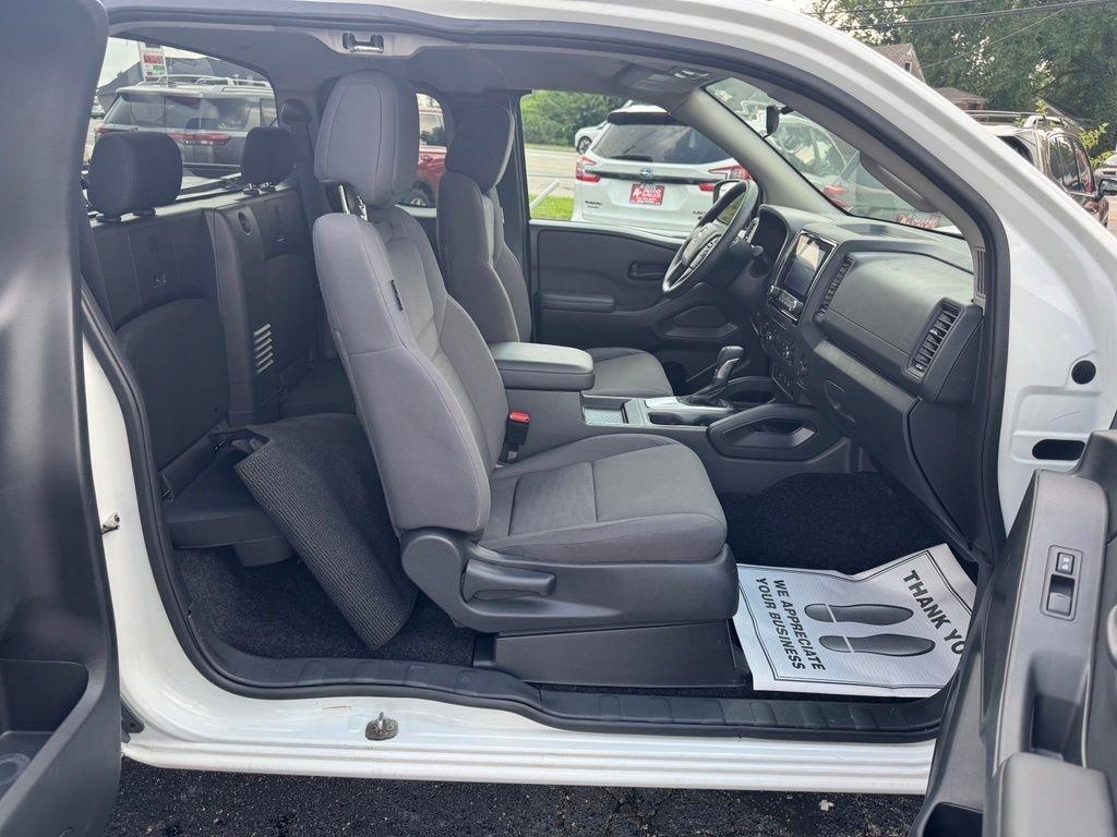 Nissan Frontier S King Cab 4WD 2024