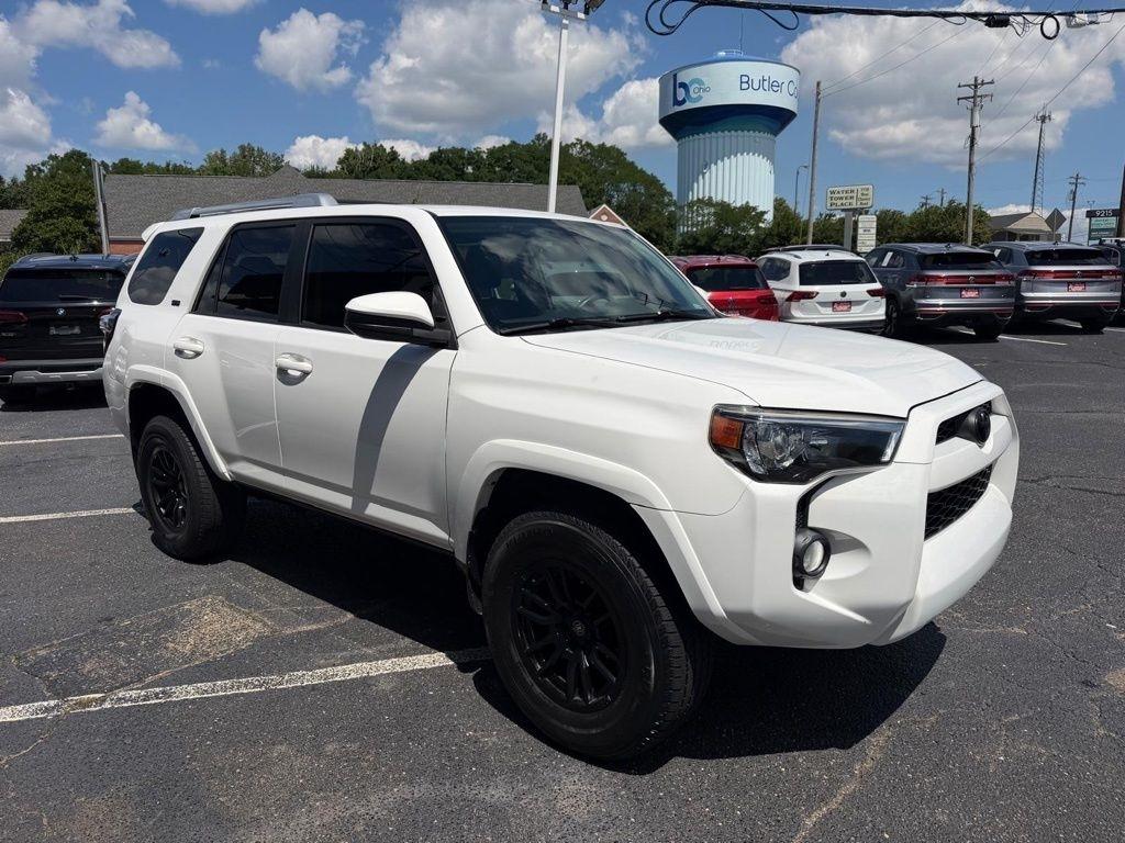 Toyota 4Runner SR5 4WD 2018