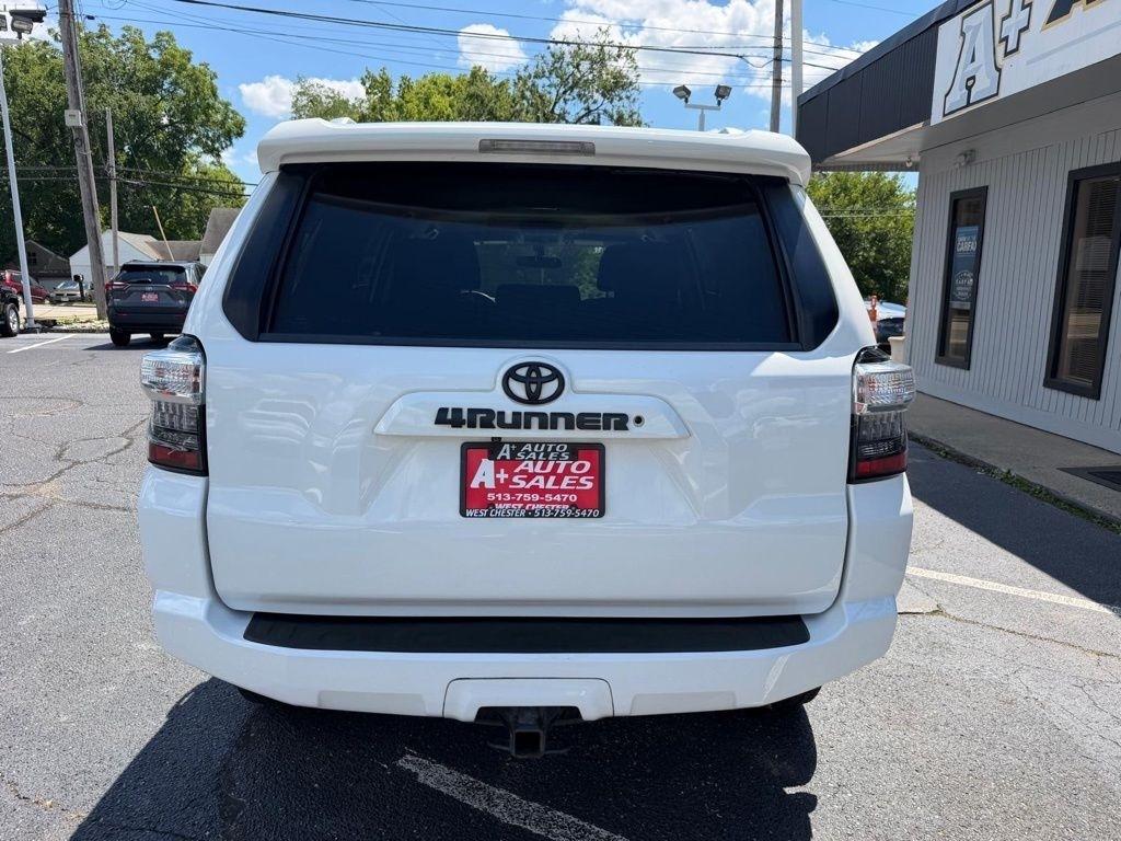 Toyota 4Runner SR5 4WD 2018