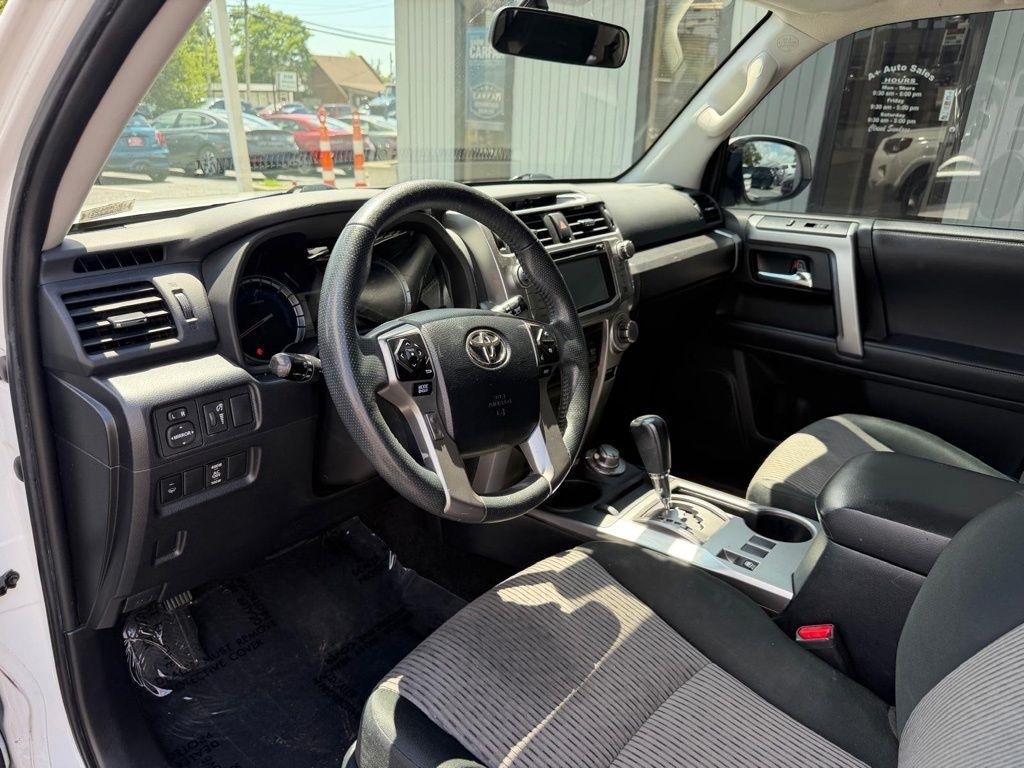 Toyota 4Runner SR5 4WD 2018