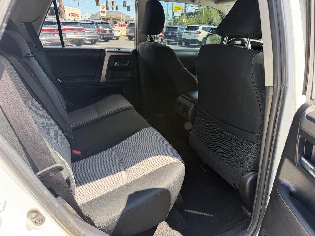 Toyota 4Runner SR5 4WD 2018