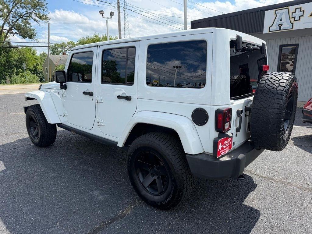 Jeep Wrangler Unlimited Sahara 4WD 2015