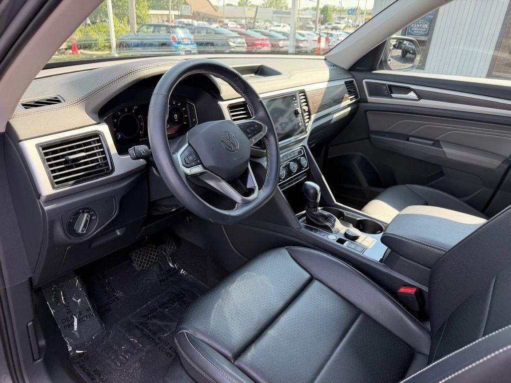 Volkswagen Atlas V6 SE w/Technology 4MOTION 2023